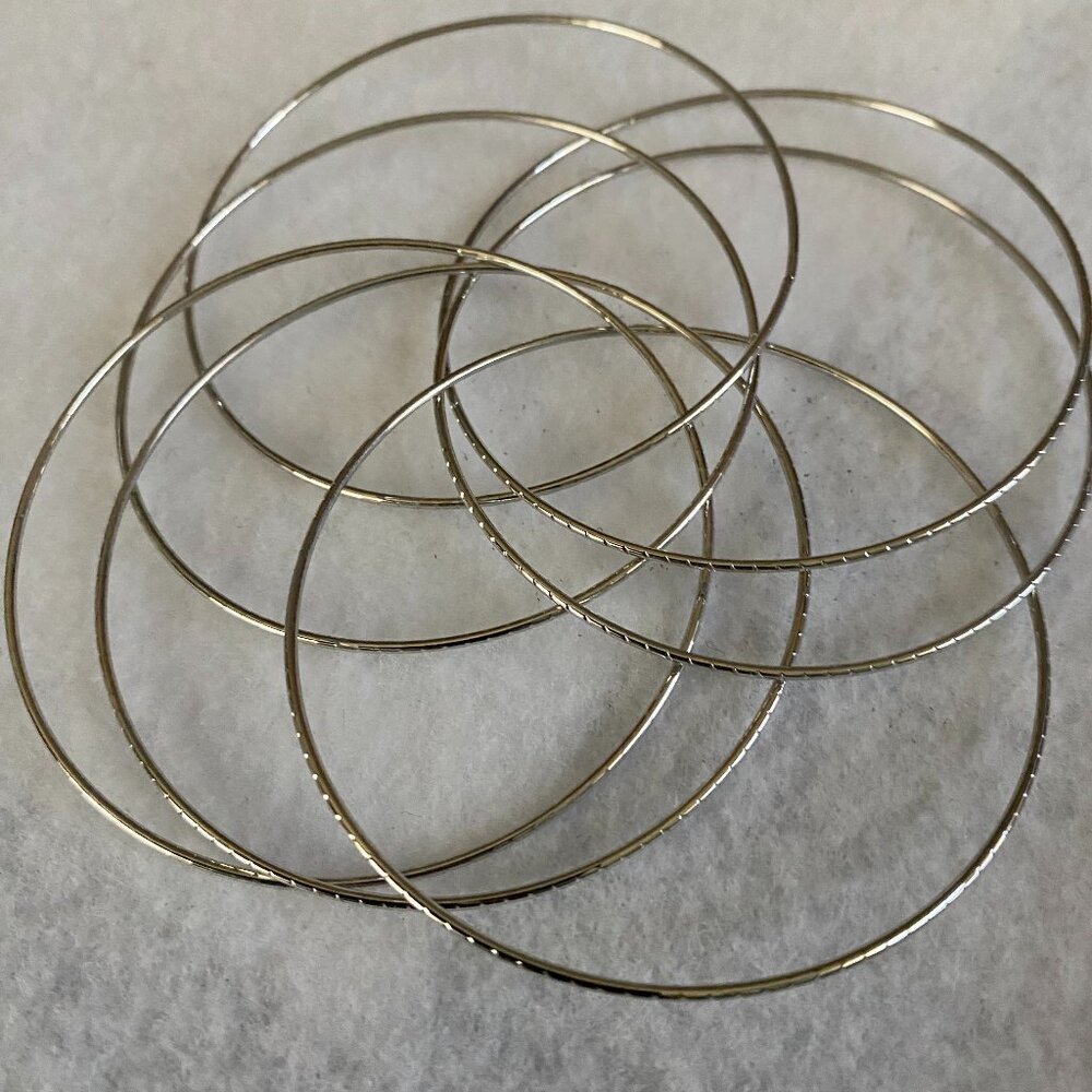 Bracelets - Picture 1 of 3